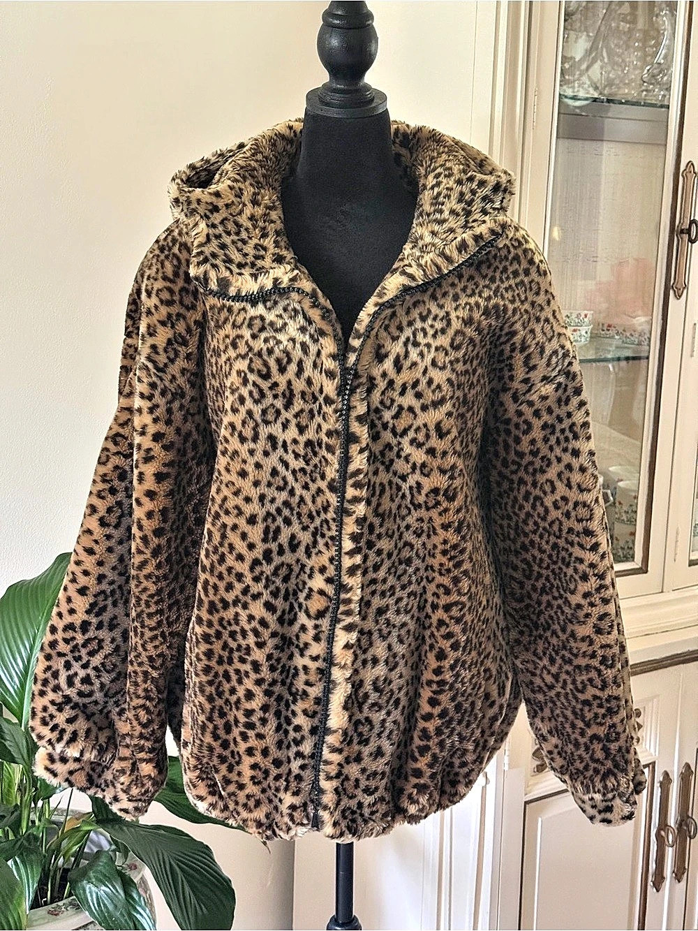 J. Percy for Marvin Richards Leopard Print Faux Fur Jacket Like New